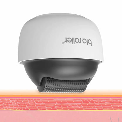 Bio Roller G4 microneedling-roller som visar hur mikronålarna penetrerar hudens yta för att stimulera kollagen och förbättra hudens struktur.