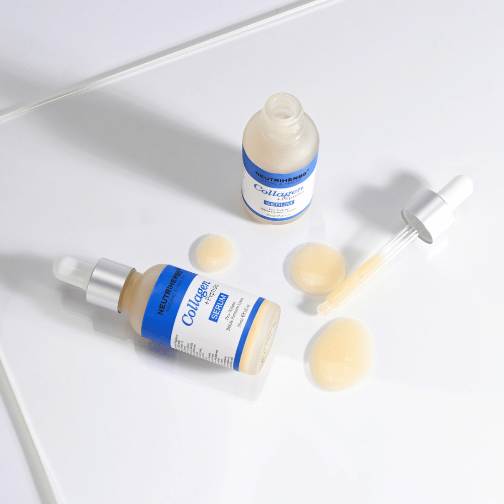 Neutriherbs Collagen + Peptides Serum 30 ml med öppen flaska, pipett och serumtextur. Närbild som visar den silkeslena konsistensen och den praktiska pipettapplikatorn för exakt dosering.