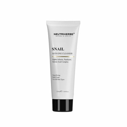 Neutriherbs Snail All In One Cleanser 115 ml – skonsam ansiktsrengöring med snigelextrakt, alpha-arbutin och panthenol för alla hudtyper.