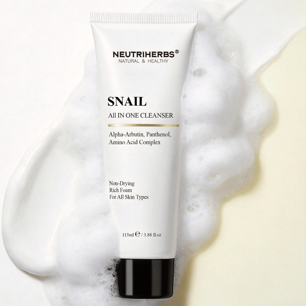Neutriherbs Snail All In One Cleanser med rengöringsskum – skonsam ansiktsrengöring som effektivt avlägsnar smuts, talg och makeup utan att torka ut huden.